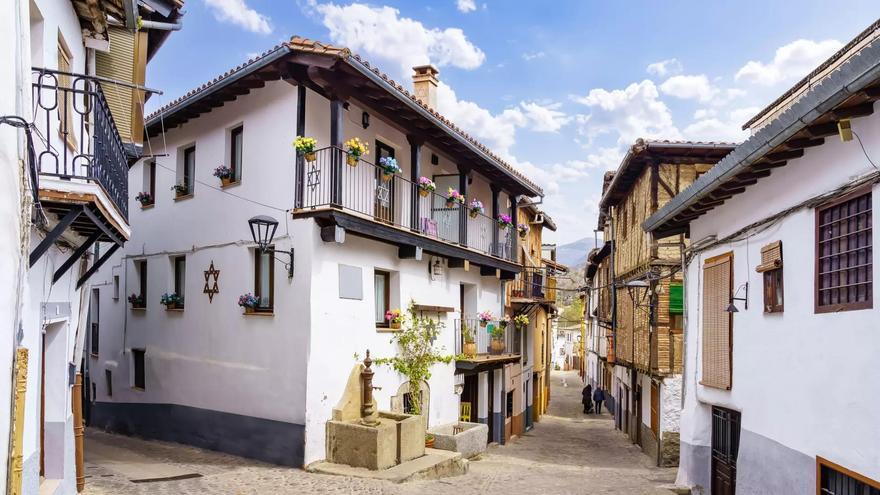 El mejor pueblo al que viajar en noviembre está en Extremadura, según los expertos