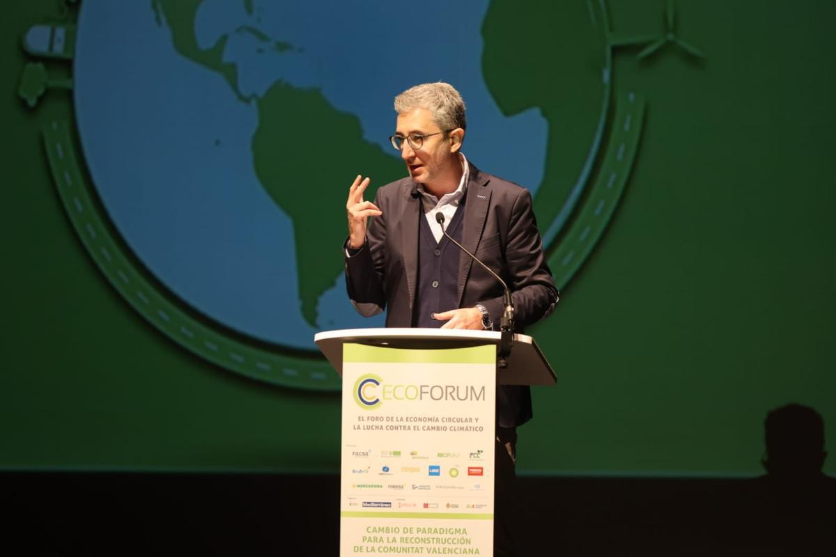 El conseller Arcadi España, en su intervención durante el Ecoforum