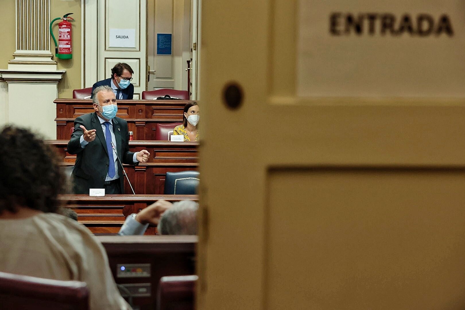 Pleno del parlamento de Canarias