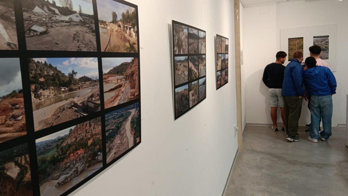 Algunas de las imágenes de la exposición &quot;Memòries de la dana&quot;.