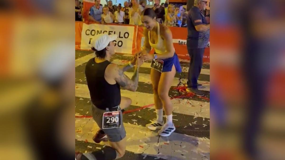 Cuando llegaron a la meta Pablo hincó la rodilla ante Glenda: «¡Sí quiero!»