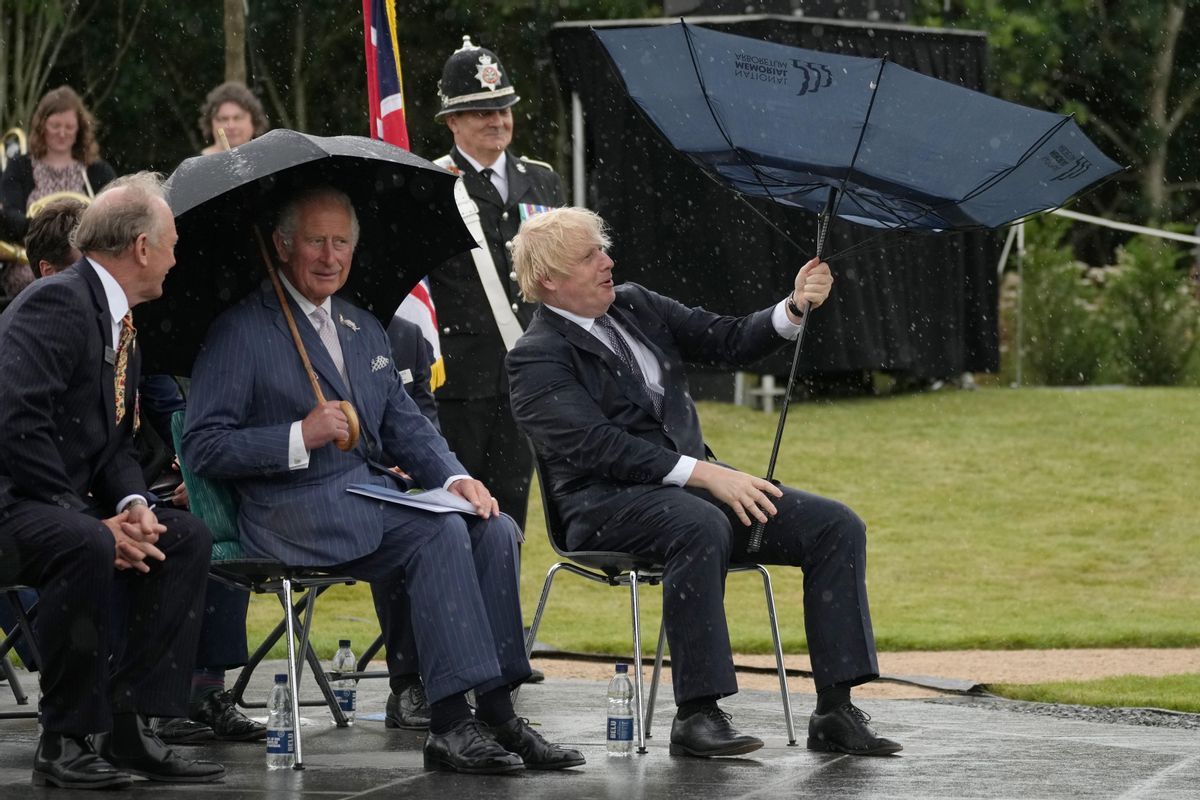 El vídeo viral de Boris Johnson i el seu paraigua El vídeo viral de Boris Johnson i el seu paraigua