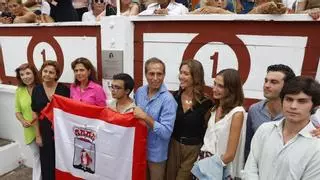 Los taurinos asturianos rinden homenaje en El Bibio a la Marquesa de la Vega de Anzo