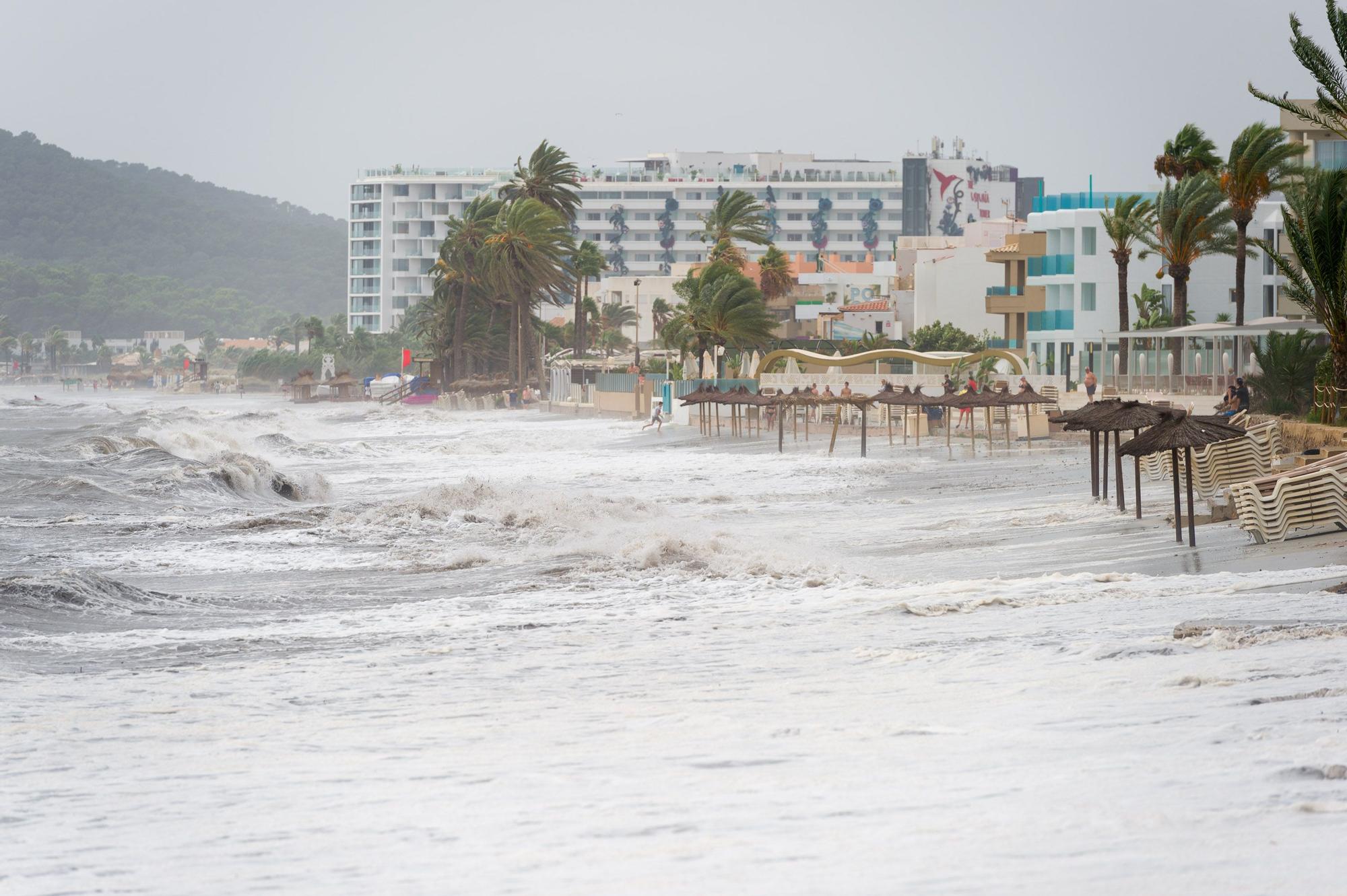 Mira aquí todas las fotos del temporal en Ibiza