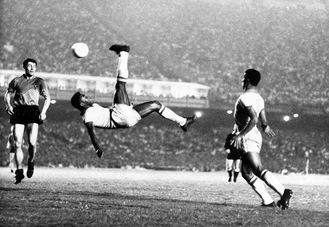 La carrera estelar de Pelé, en imágenes