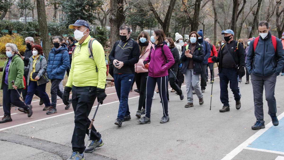 Los participantes en un tramo del trayecto.