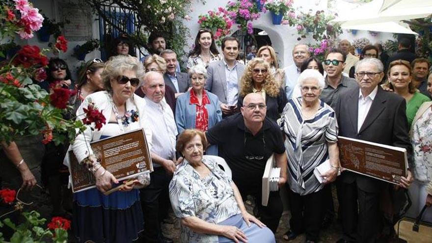 Homenaje a los cuidadores de los patios