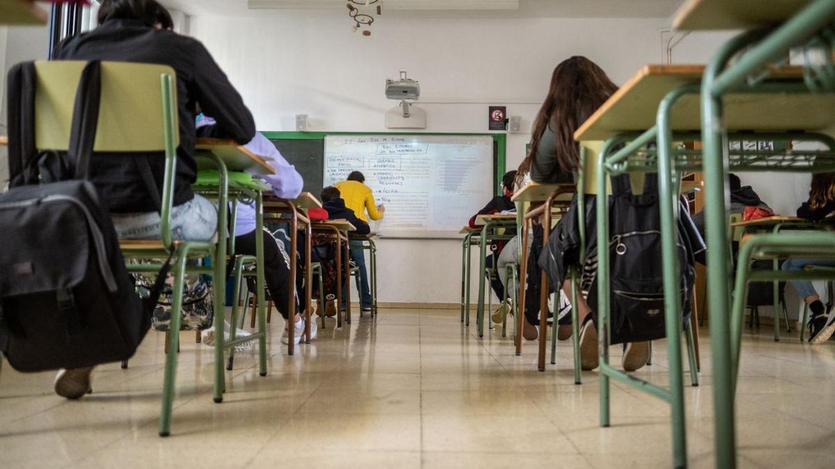 Alumnos de un instituto de Tenerife en plena clase.