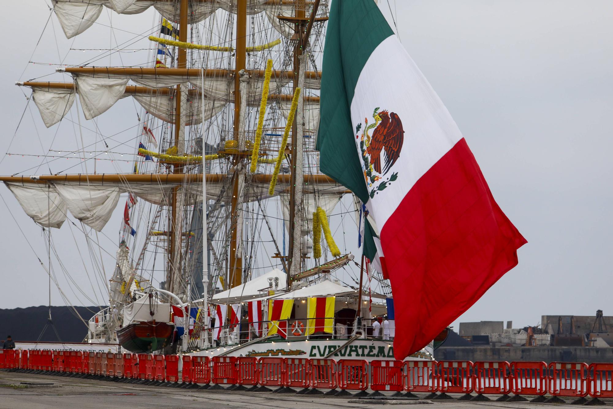 En imágenes: Así es el «Cuauhtémoc», el imponente barco de México que ...