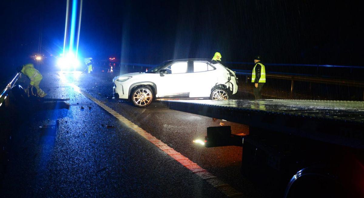 El coche ayer por la tarde en la Autovía do Morrazo. | Gonzalo Núñez