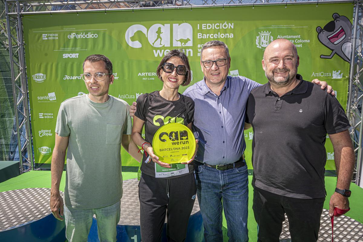 CAN WE RUN BARCELONA. La carrera organizada por Prensa Ibérica y El Periódico de Catalunya con la colaboración de Sport ,  donde las personas y sus mascotas perrunas corren en familia