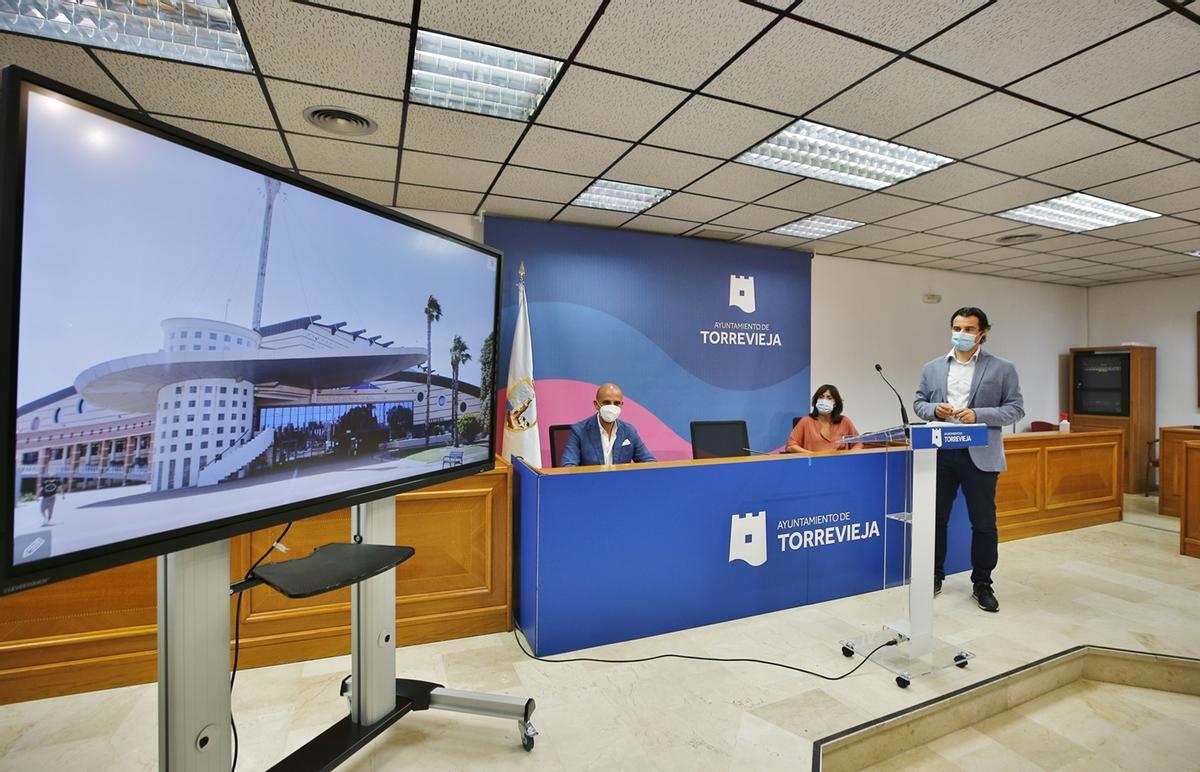 Presentación de la nueva imagen corporativa del Ayuntamiento de Torrevieja
