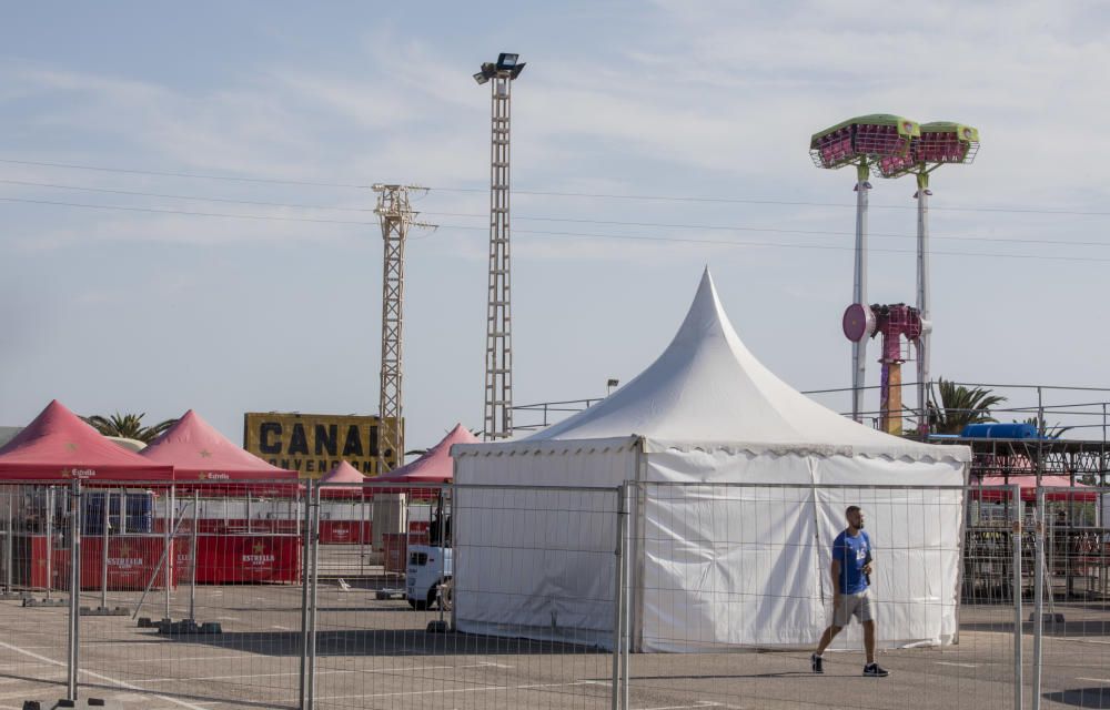 Montaje del escenario del Marenostrum