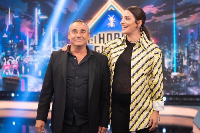 Los actores Eduard Fernández y Bárbara Lennie en 'El Hormiguero'