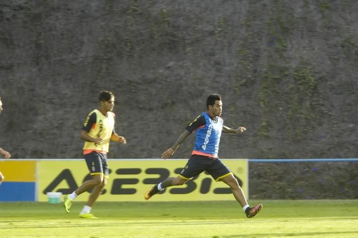 ENTRENAMIENTO DE LA UD LAS PALMAS