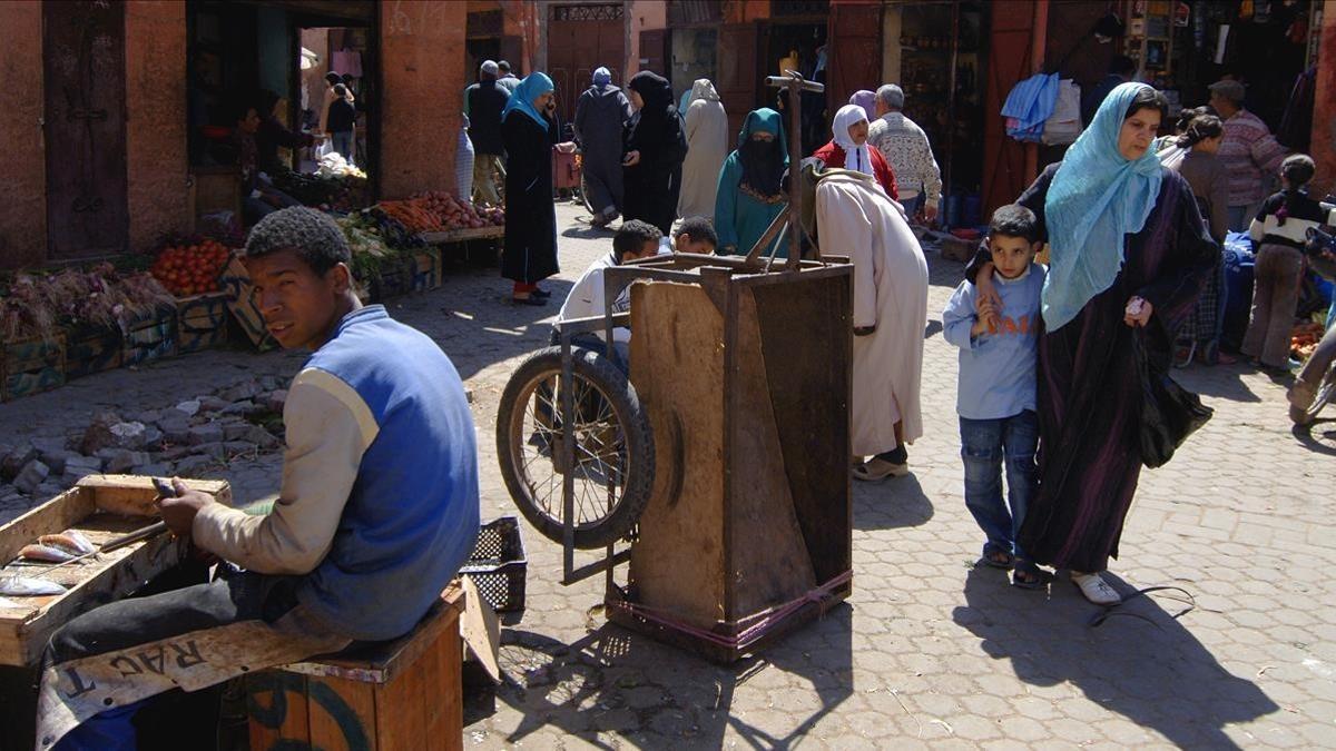 zentauroepp6152408 marruecos 8 4 2007 marrakesh en la foto mercado en el interi180907212610