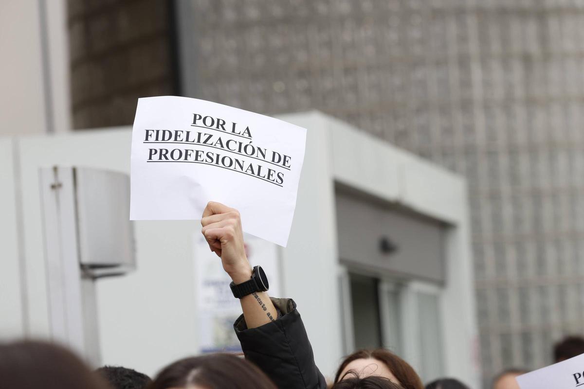EN IMÁGENES: La protesta en el Hospital San Agustín de Avilés