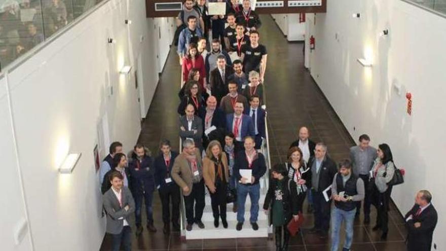 Foto de familia de la presentación de los emprendedores de ViaGalicia celebrada ayer en Porto do Molle.