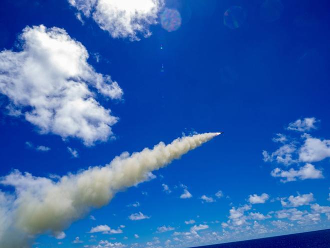 Corea del Norte lanza una batería de misiles balísticos hacia el mar de Japón, tras unas maniobras conjuntas de Washington, Seúl y Tokio
