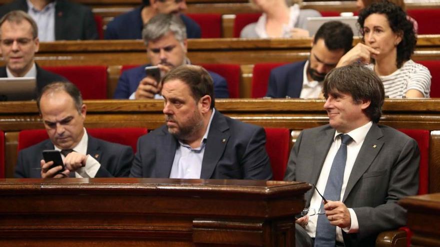 Siga en directo el pleno del Parlamento catalán