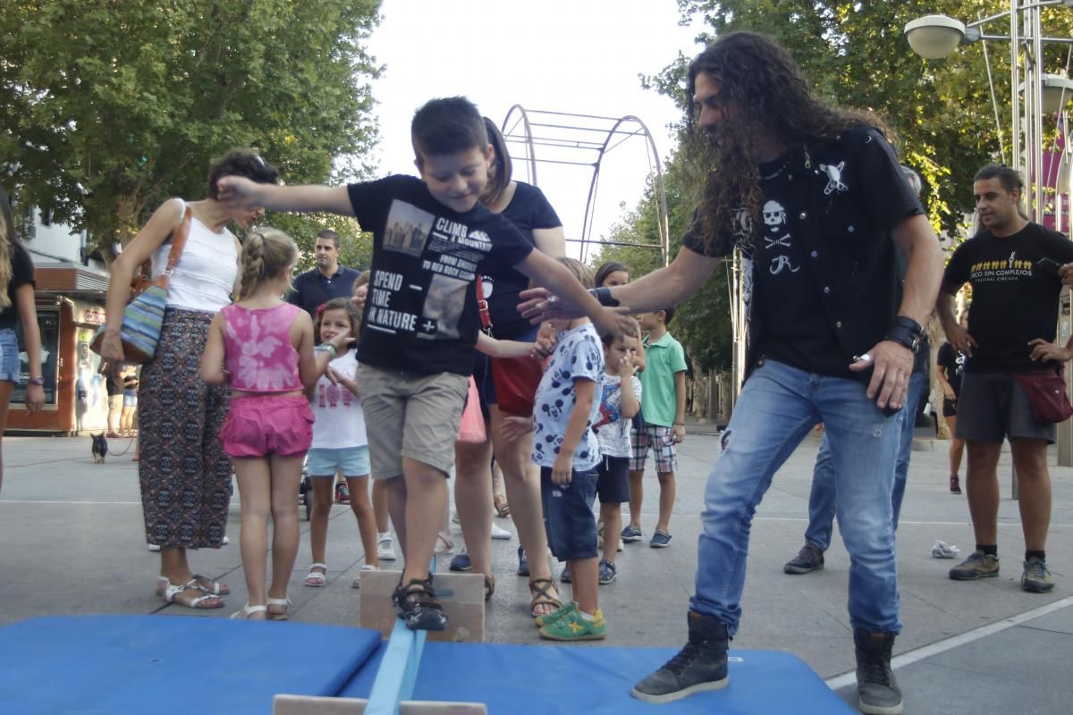 Fotogalería: Taller de circo para niños.