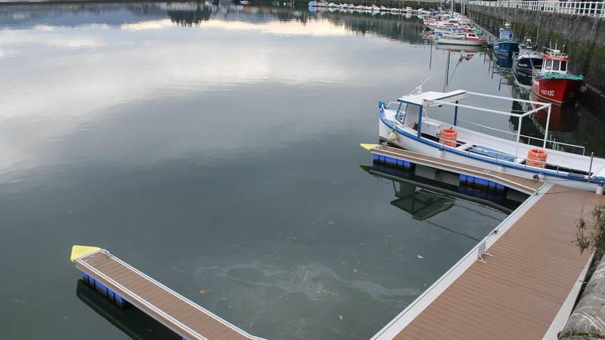 Quejas por vertidos al agua en San Esteban