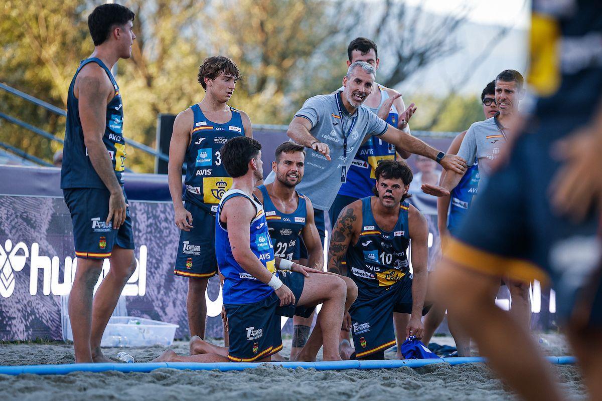 Los Hispanos de la Arena también participaron en torneo, cerrando así el campeonato en una quinta posición que la obtuvieron en los shoot-outs ante Portugal.
