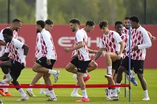 El Girona prepara el partido ante el Feyenoord en el estreno de la ciudad en la 'Champions'