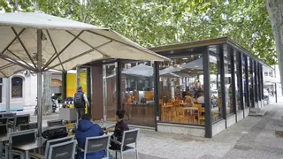 Girona replantejarà el futur del bar Núria quan obtingui la titularitat de la plaça Poeta Marquina