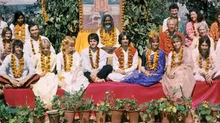 Los Beatles en la India: meditación, canciones y acoso sexual