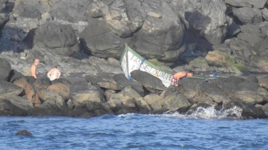 Patera en Bahía Feliz