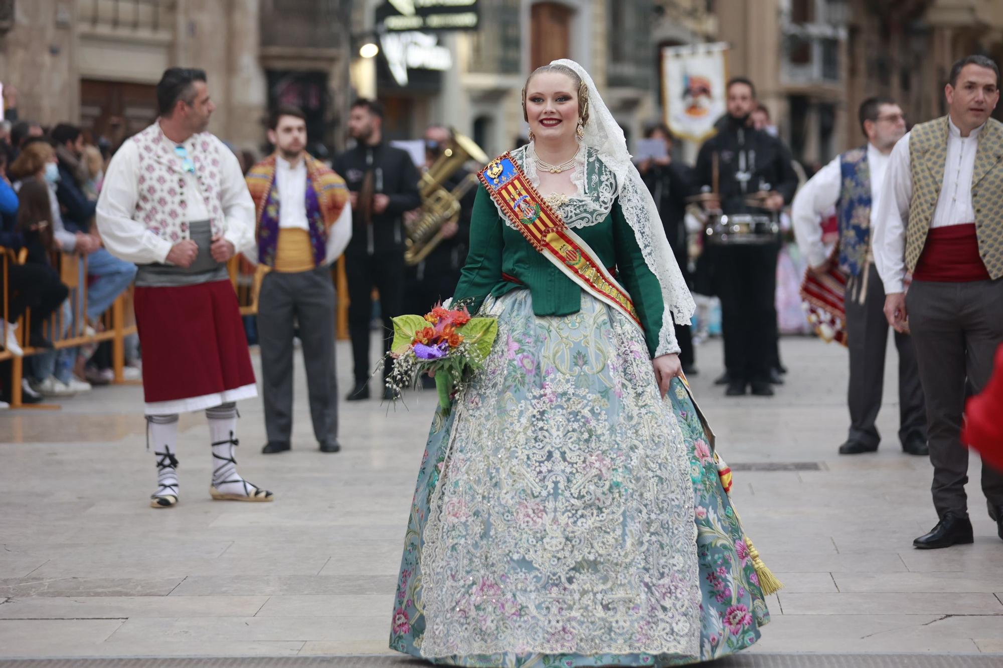 Búscate en el segundo día de ofrenda por la calle Quart (entre las 18:00 a las 19:00 horas)