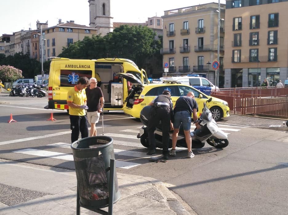 Un motorista atropella una dona al passeig General Mendoza de Girona