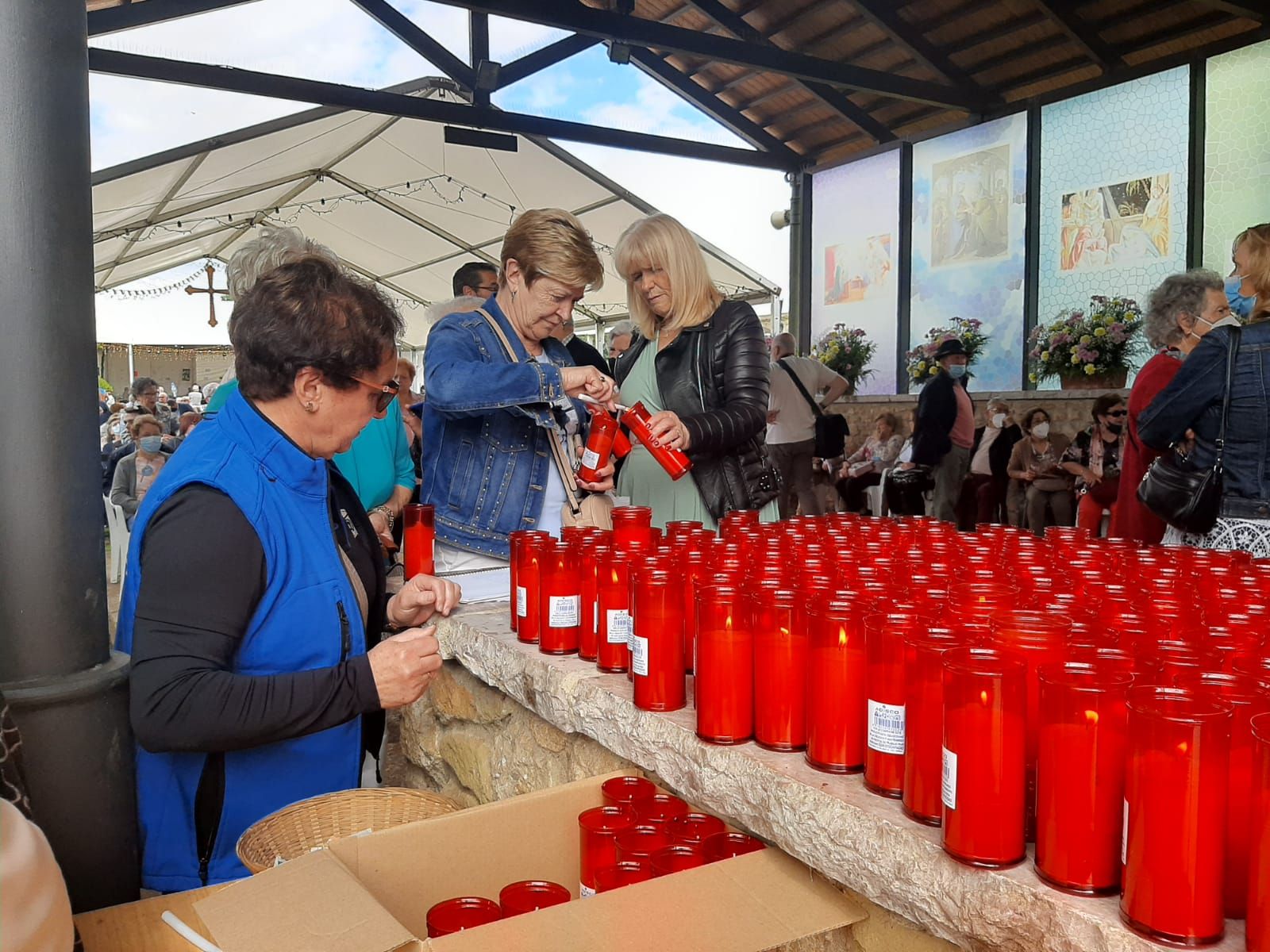 Meres (Siero) celebra a la Virgen de la Cabeza