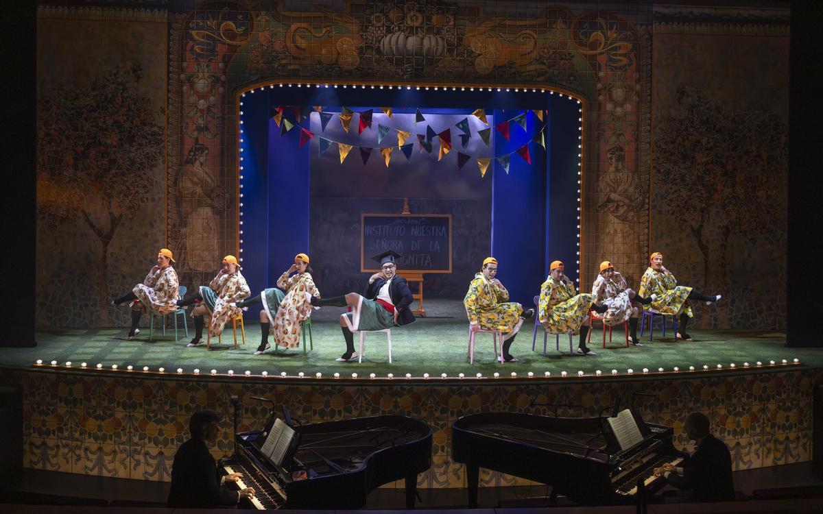 Representación de "Un misterio de sainete o zarzuela a la cazuela".