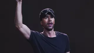 Enrique Iglesias regresa a España con un lleno absoluto tras cinco años de ausencia