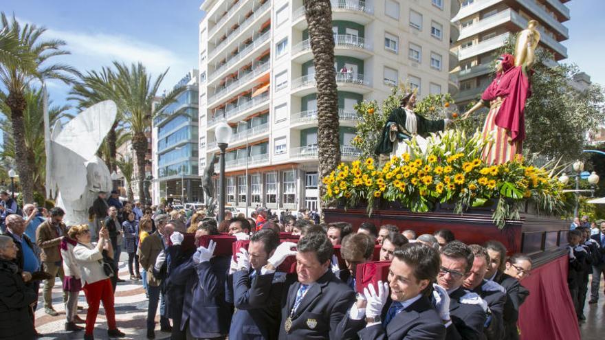 Sol y cerca de 28 grados el Domingo de Ramos en Alicante