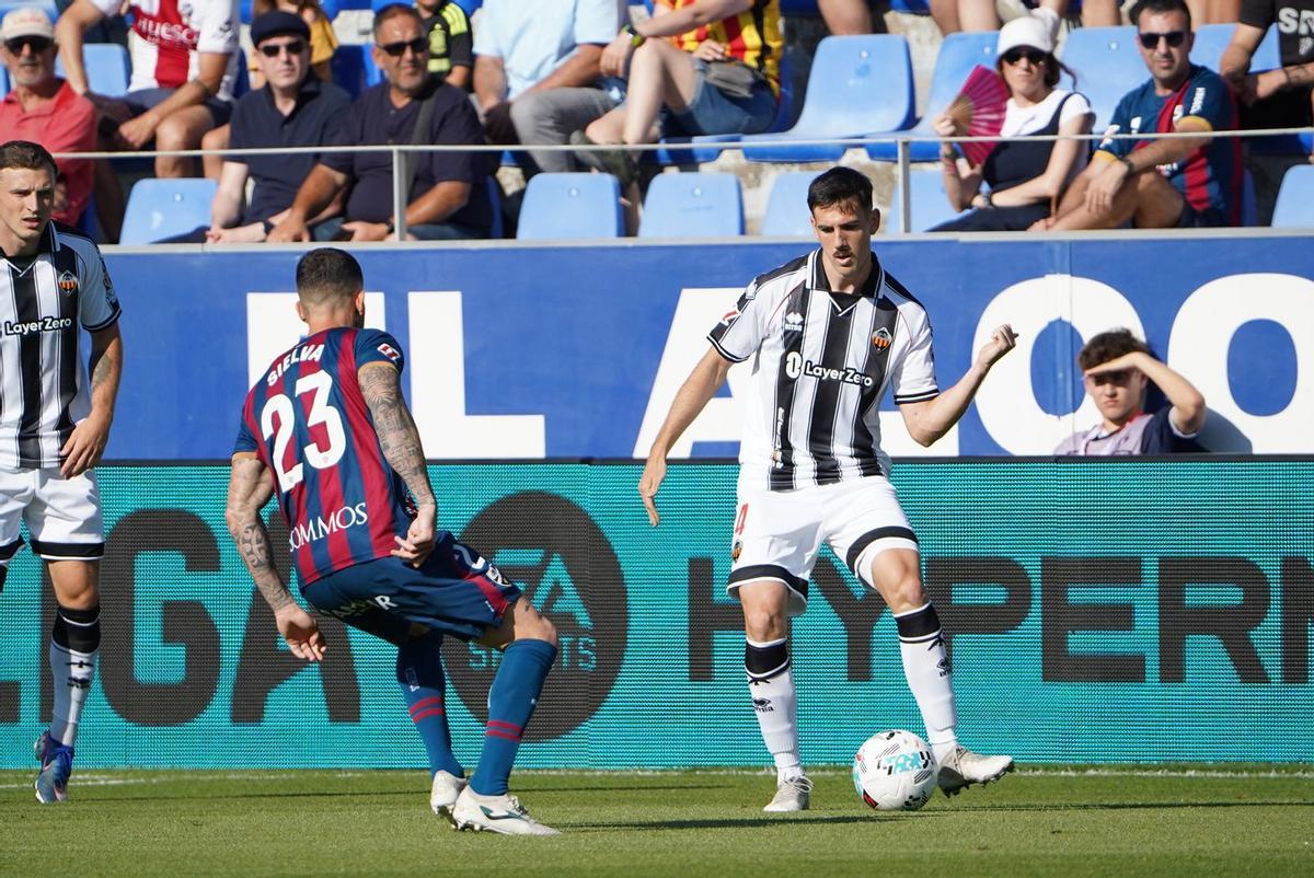Sienra, Jakobsen y Sielva, durante el Huesca-Castellón.
