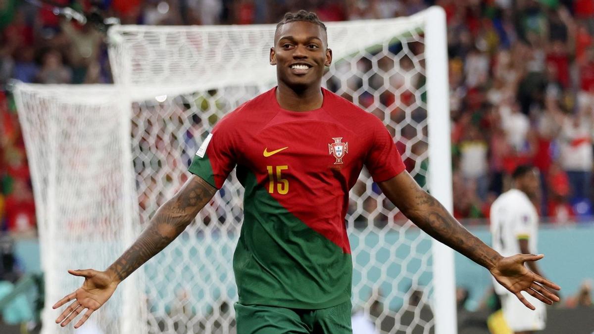 Leao es un 'fijo' en la selección portuguesa