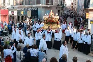 Multitudinaria procesión en honor a Santa Quitèria en el día grande de las fiestas de Almassora