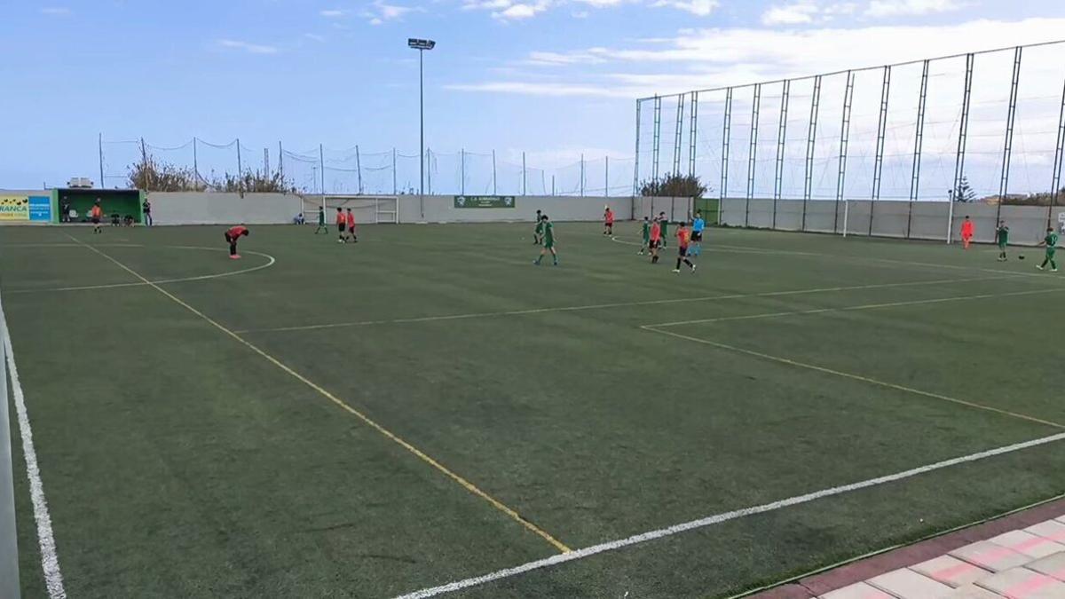 Imagen de archivo de un partido en el campo de fútbol de El Sobradillo
