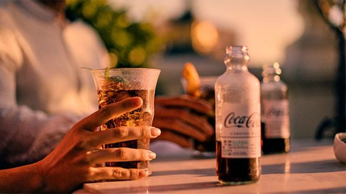Brinda con Signature Mixers de Coca-Cola