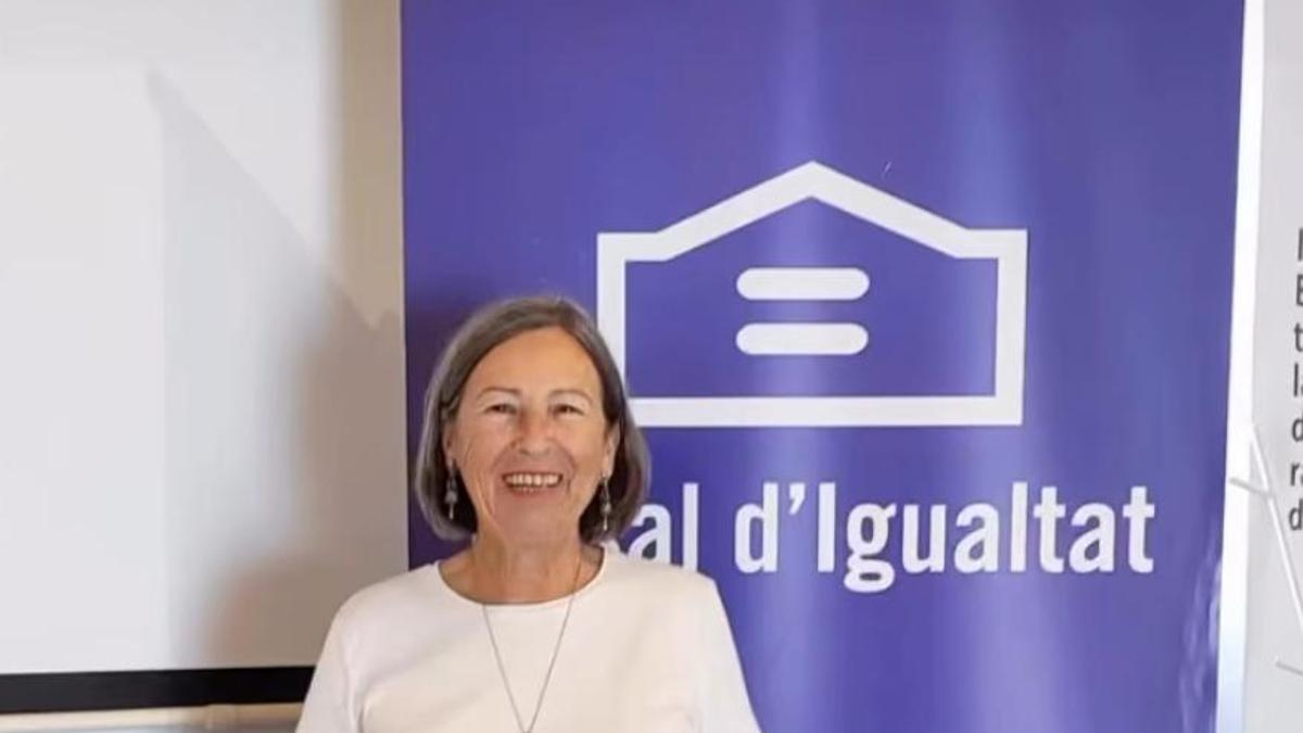 Montserrat García Cuenca, tras ser nombrada presidenta de la Associació de Dones Progressistes d'Eivissa