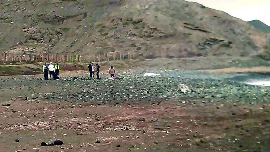 Una mujer muere ahogada cuando  se bañaba en la playa de Bocabarranco