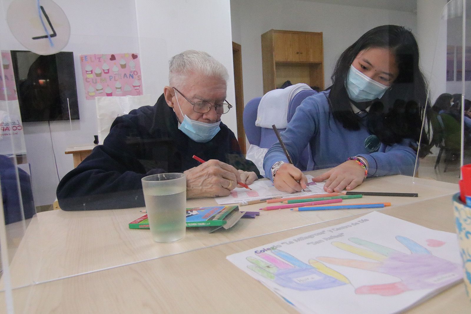 El colegio La Milagrosa vuelve a "dar la chapa" para ayudar a Alzhéimer Córdoba