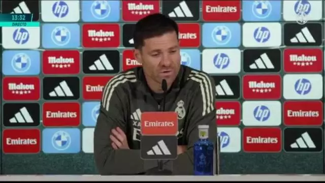 Xabi Alonso sigue con problemas en el lateral derecho