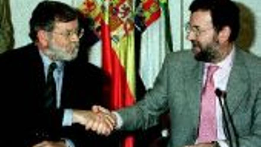 Ibarra dice que la elección de Rajoy revela el déficit democrático del PP