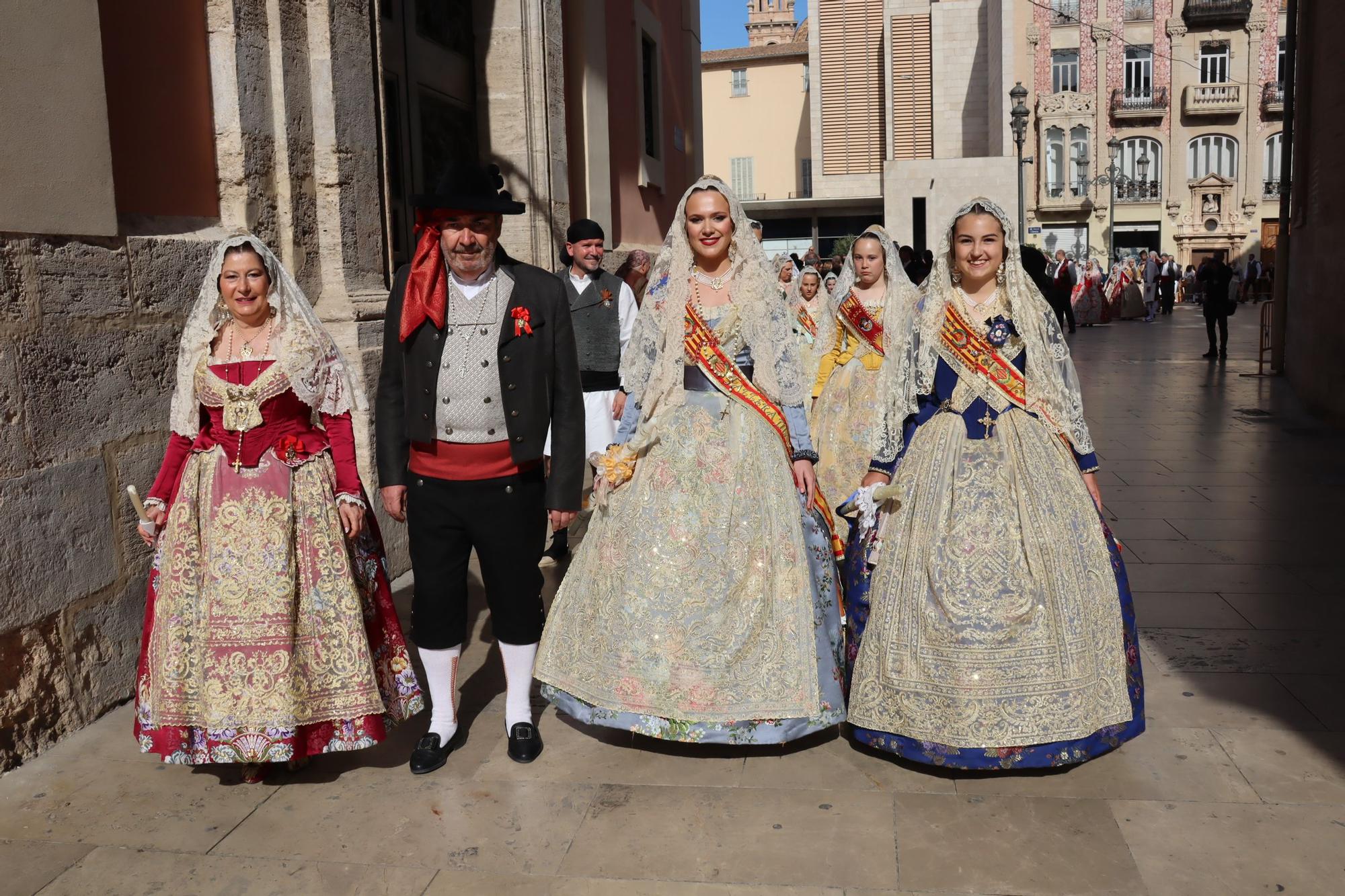 Las comisiones de falla en la Procesión de la Virgen (3/5)