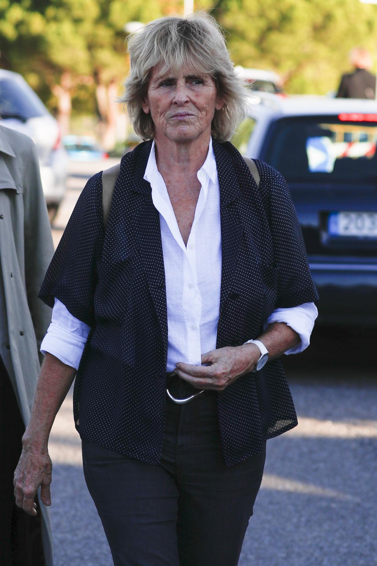 Mercedes Milá, entrando al tanatorio para despedirse de José Sámano