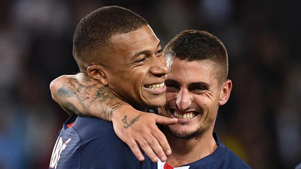 Mbappé celebrando su anotación con Verratti